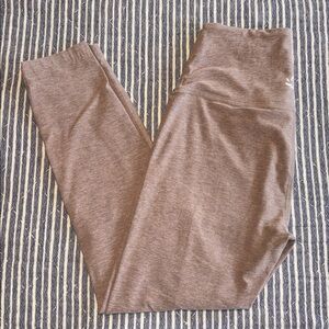 Beyond Yoga Spacedyed Light Pink Leggings. Size L